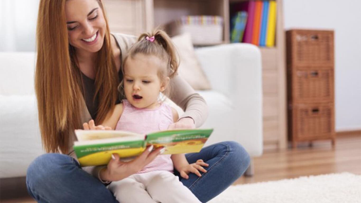 چگونه کودکان را به کتاب خواندن علاقهمند کنیم؟
